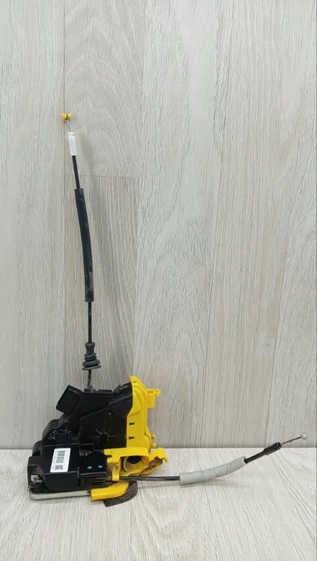 Замок двери Kia Ceed 81310A2100 JD, передний левый