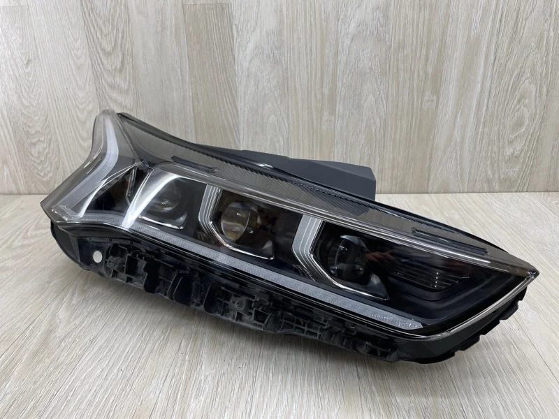 Фара Kia K5 2019-н.в. 92102L2100 DL3, передняя правая
