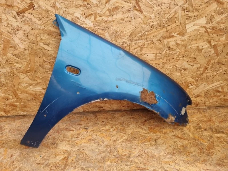 Крыло Mitsubishi L200 5220A820, переднее правое