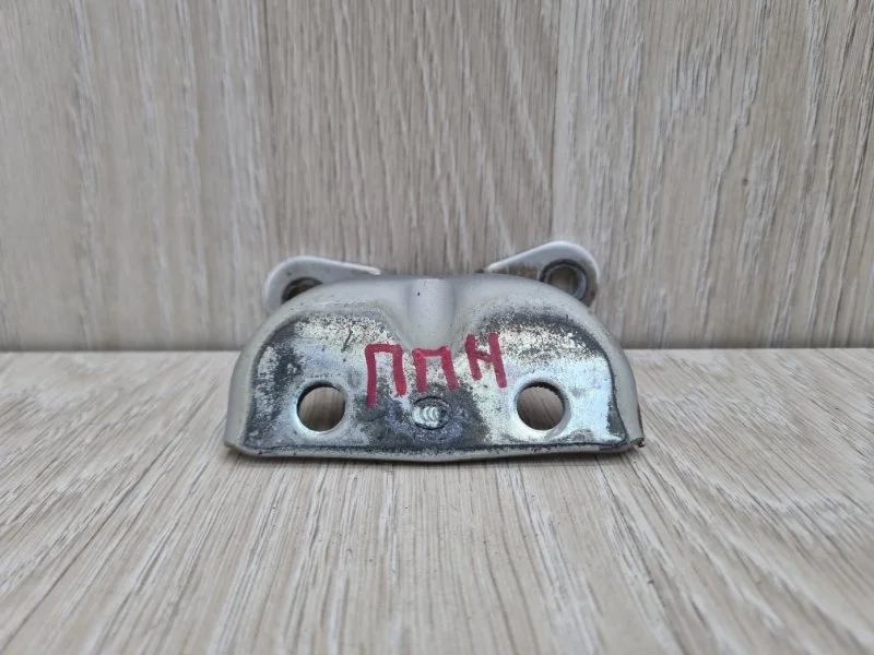 Петля двери Kia Cerato 794203K000 YD, передняя правая