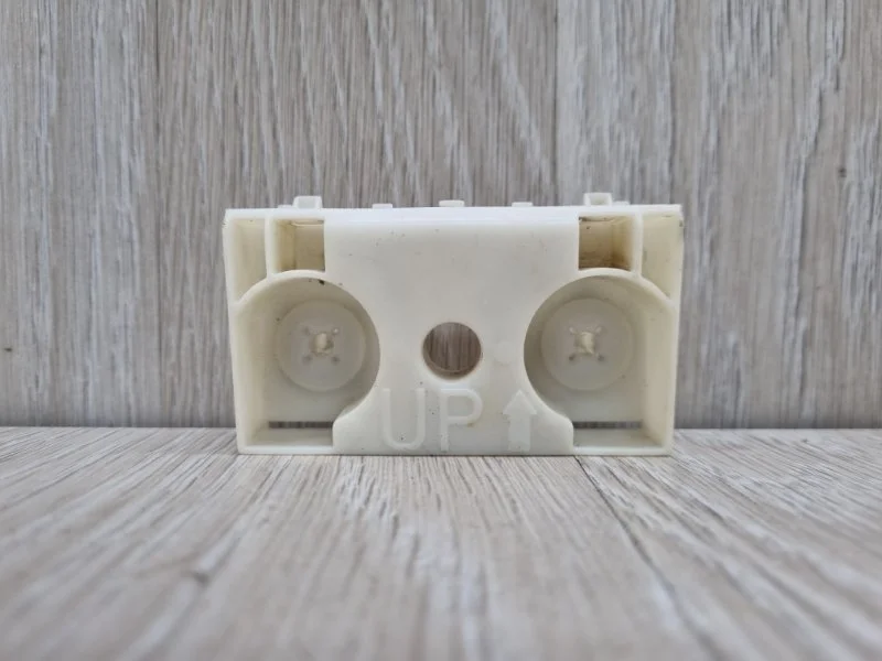 Кронштейн бампера Nissan X-Trail 62222JG000 T31, передний