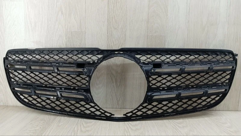 Решетка радиатора MERCEDES-BENZ GLS-Class 2015-2019 A1668880460 X166