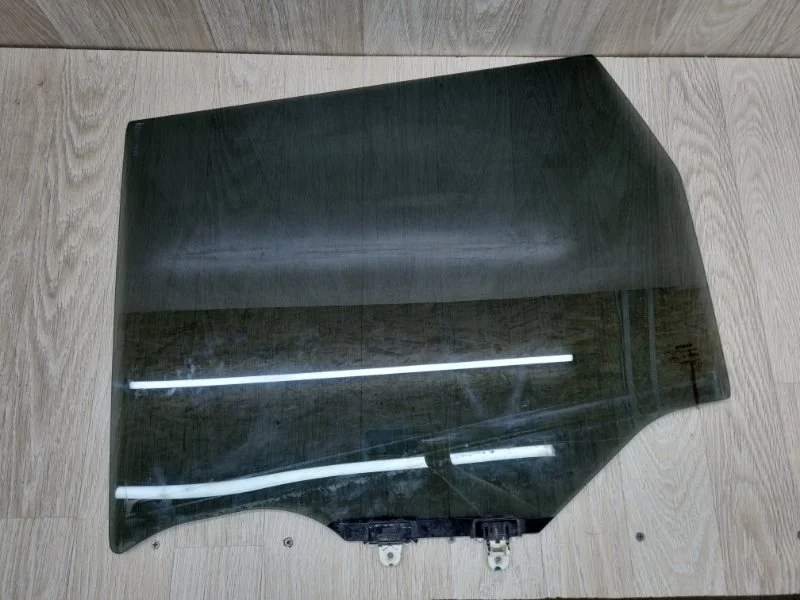 Стекло двери Nissan X-Trail 82301JU01A T31, заднее левое