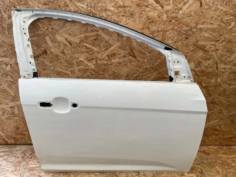 Дверь Ford Focus 2147844 3, передняя правая