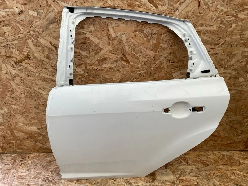 Дверь Ford Focus 2164166 3, задняя левая