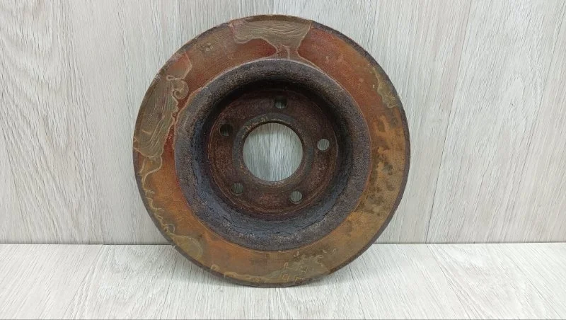 Диск тормозной Ford Focus 1704765 3, задний