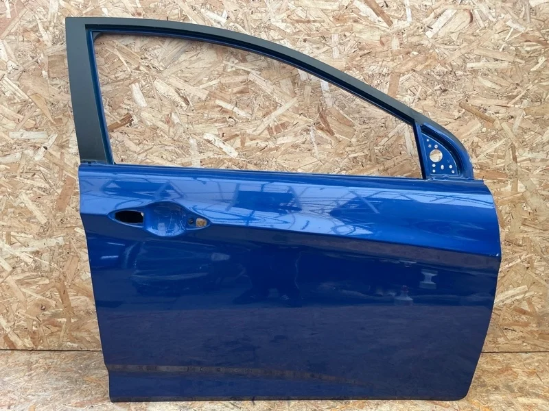 Дверь Hyundai Solaris 760044L000 1, передняя правая