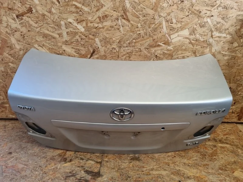 Крышка багажника Toyota Corolla 6440112B50 E150