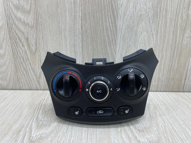 Блок управления климат-контролем Hyundai Solaris 972504L070 1