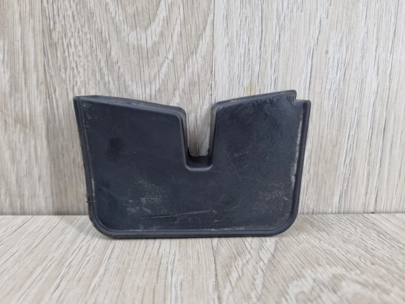 Брызговик Hyundai Solaris 868611R000 1, задний левый