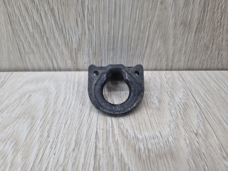 Кронштейн радиатора Hyundai Solaris 253331R000 1