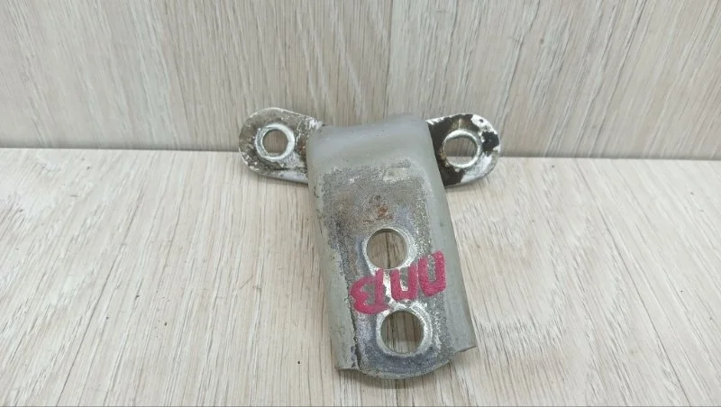 Петля двери Toyota Corolla 6878052031 E150, передняя правая