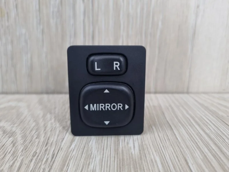 Блок управления зеркалами Toyota Auris 848700F010 E150