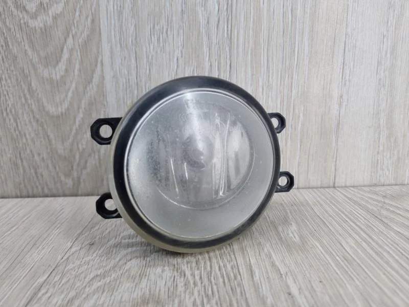 Фара противотуманная Toyota Auris 812200D041 E150, левая