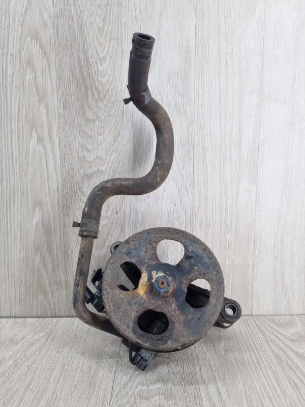 Насос гидроусилителя руля Kia Rio 571004L000 3