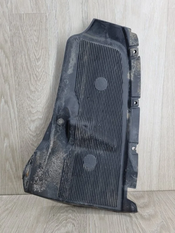 Подкрылок (локер) Kia Rio 868224Y000 3, задний правый