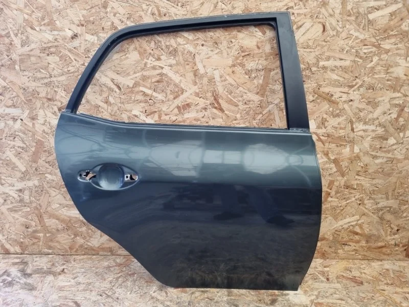Дверь Toyota Auris 6700302250 E150, задняя правая