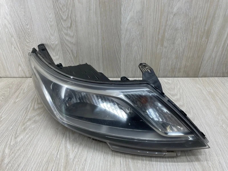 Фара Kia Rio 921024X000 3, передняя правая