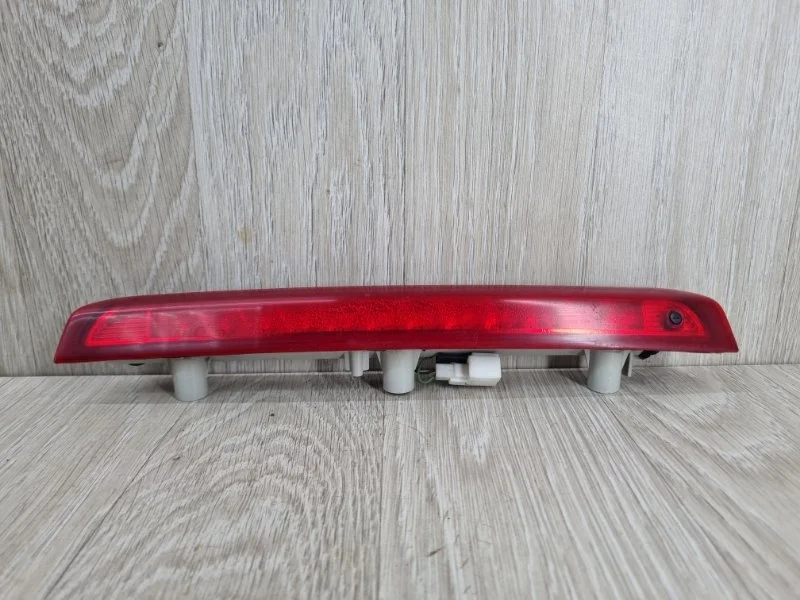 Стоп-сигнал дополнительный Kia Ceed 927011H0 ED