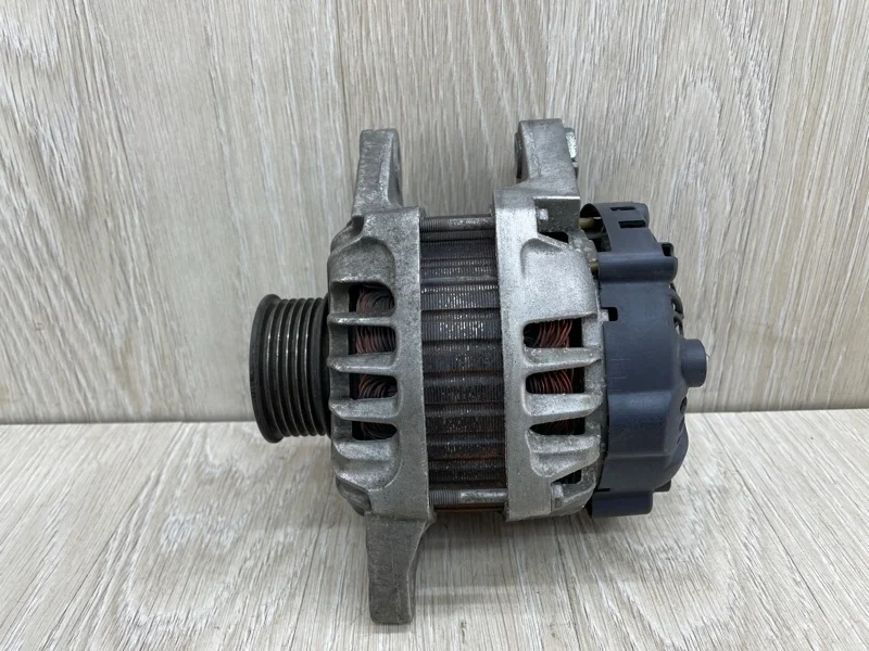 Генератор Kia Ceed 373002B101 ED