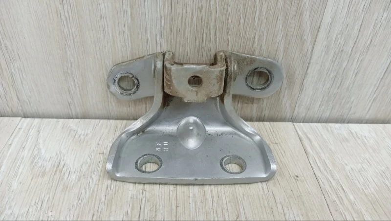 Петля двери Kia Ceed 794103K000 JD, задняя левая