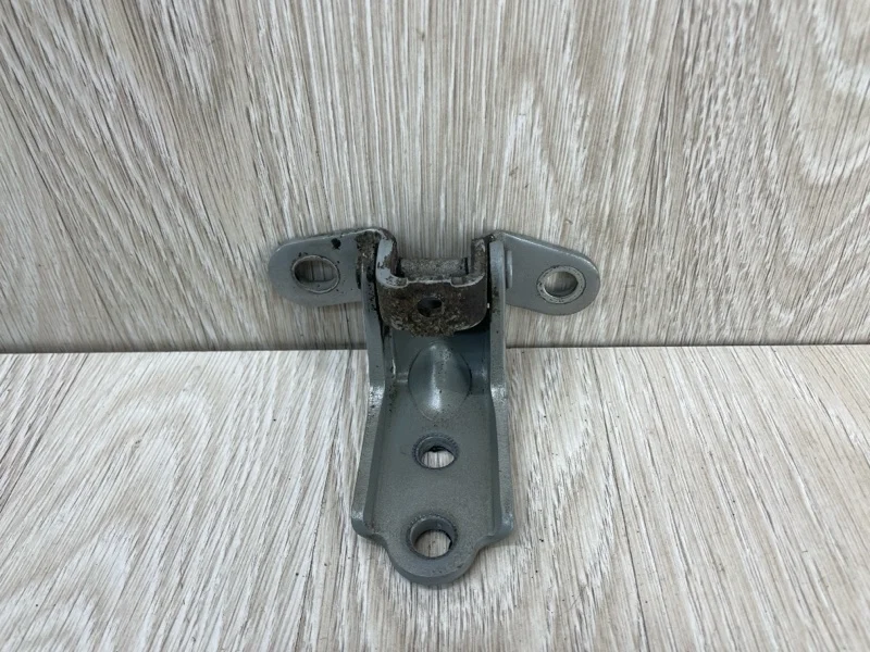 Петля двери Kia Ceed 793202E000 JD, передняя правая