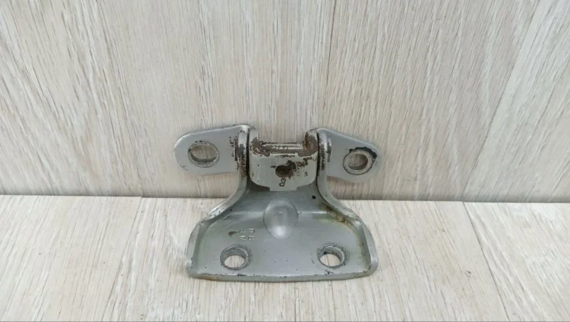 Петля двери Kia Ceed 794103K000 JD, передняя левая