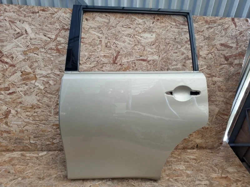 Дверь Nissan Patrol H210A1LAMA Y62, задняя левая