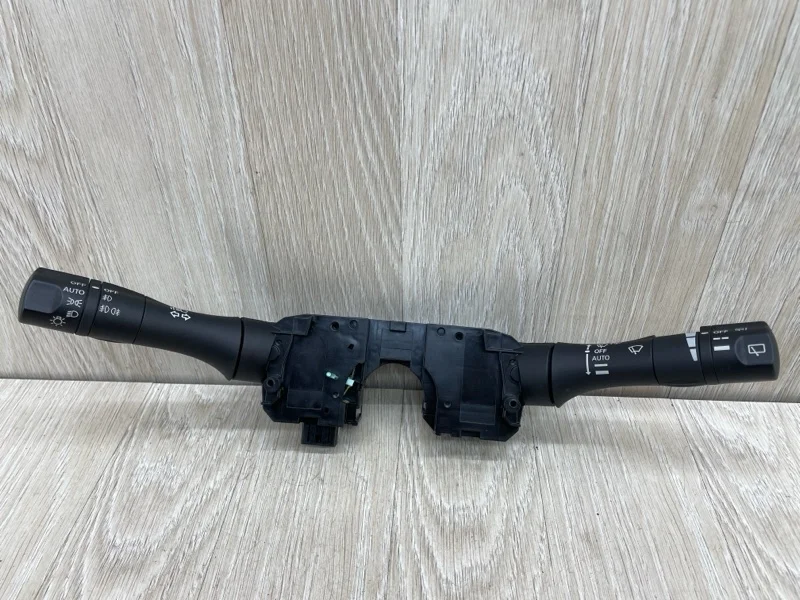 Блок подрулевых переключателей Nissan Patrol 255601AN0B Y62