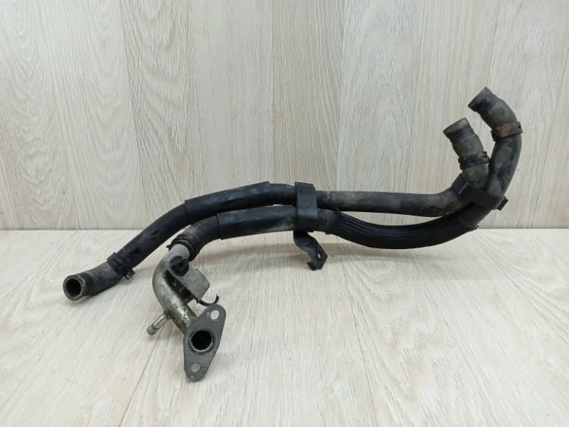 Патрубок отопителя Nissan Patrol 924101LA0A Y62