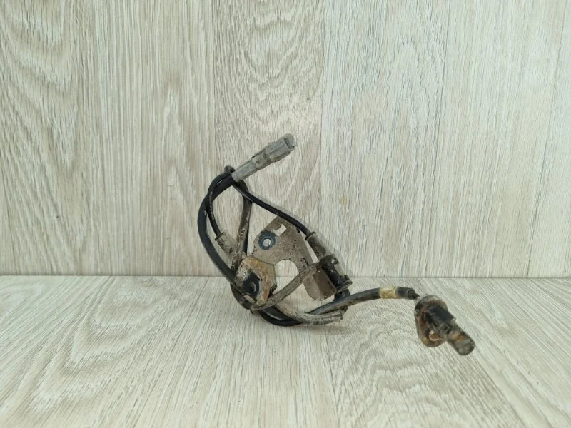 Датчик ABS Hyundai Solaris 59810H5400 2, передний левый