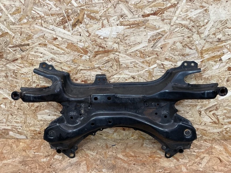 Подрамник двигателя Toyota Auris 5120102101 E150