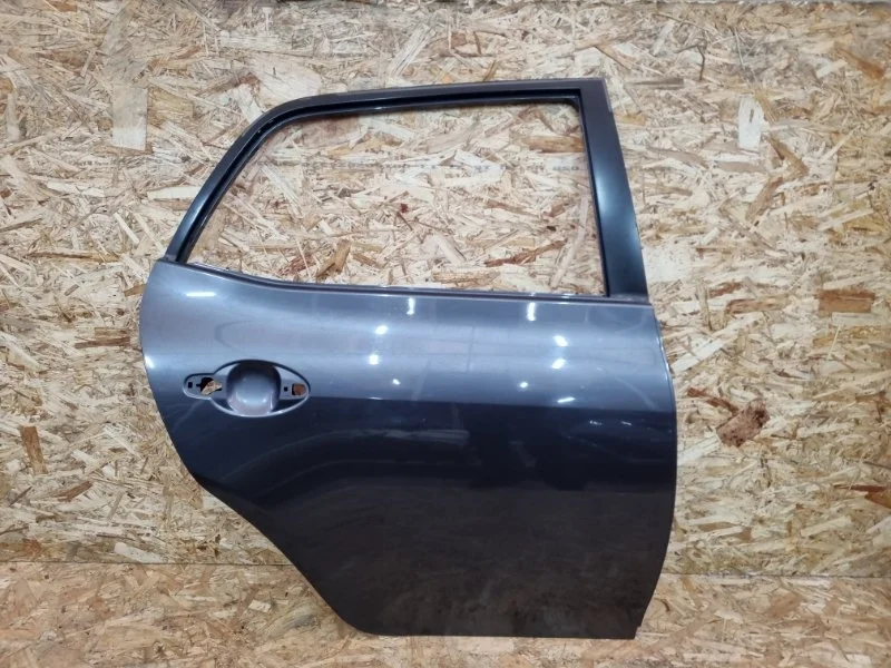 Дверь Toyota Auris 6700302250 E150, задняя правая