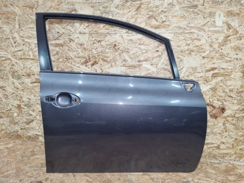 Дверь Toyota Auris 6700102260 E150, передняя правая