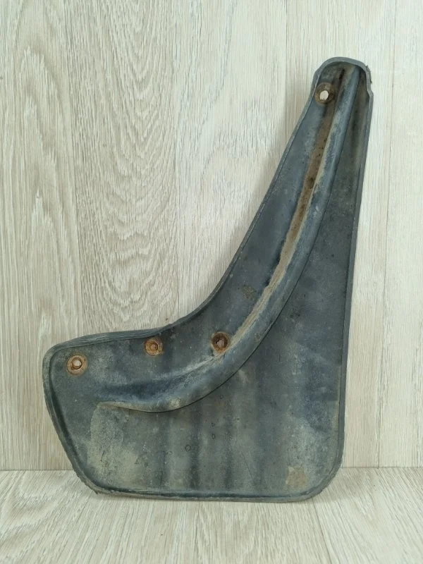 Брызговик Opel Astra 32026275 J, задний левый