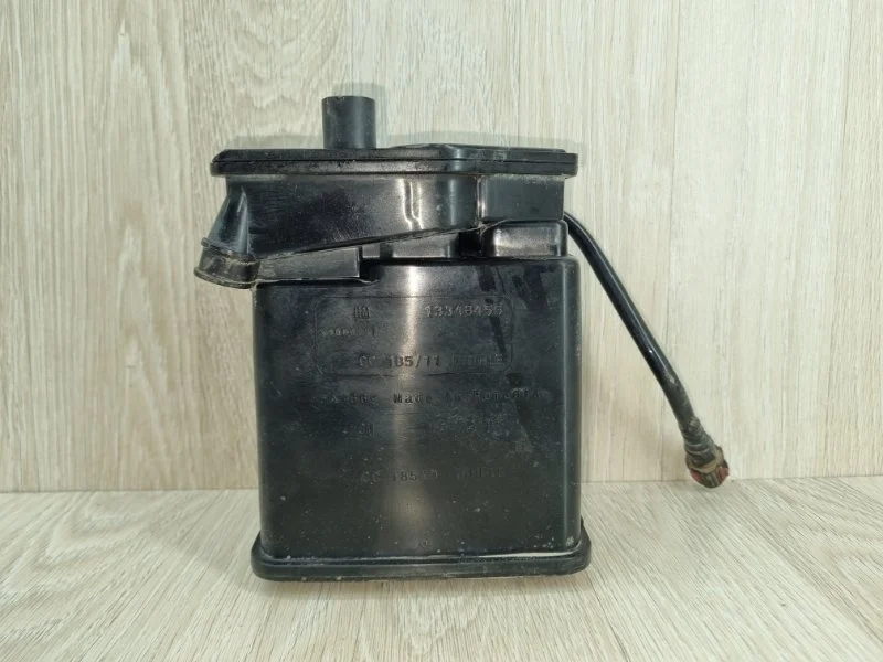 Абсорбер топливный Opel Astra 13348456 J