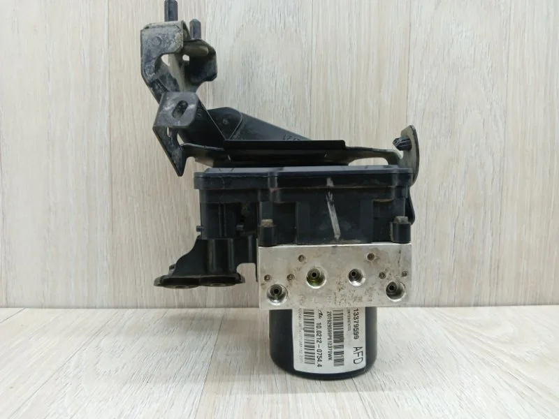 Блок ABS Opel Astra 13379599 J