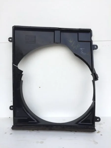 Диффузор вентилятора Mitsubishi L200 2006-2015 MN135054 4, передний