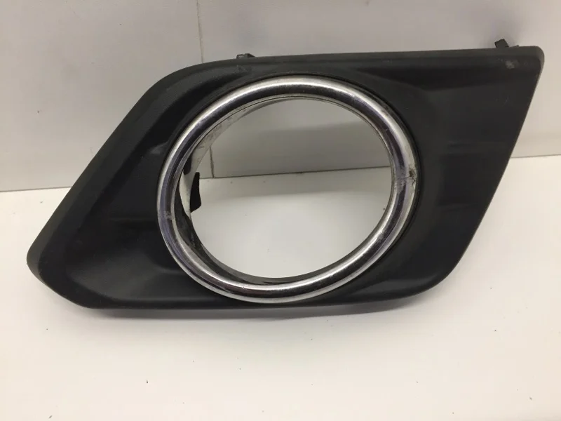 Накладка ПТФ Nissan X-Trail 2013-2019 622564BA0B T32, передняя правая