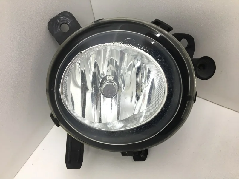Фара противотуманная BMW 1 series 2011-2017 63177248912 F20/F21, передняя правая