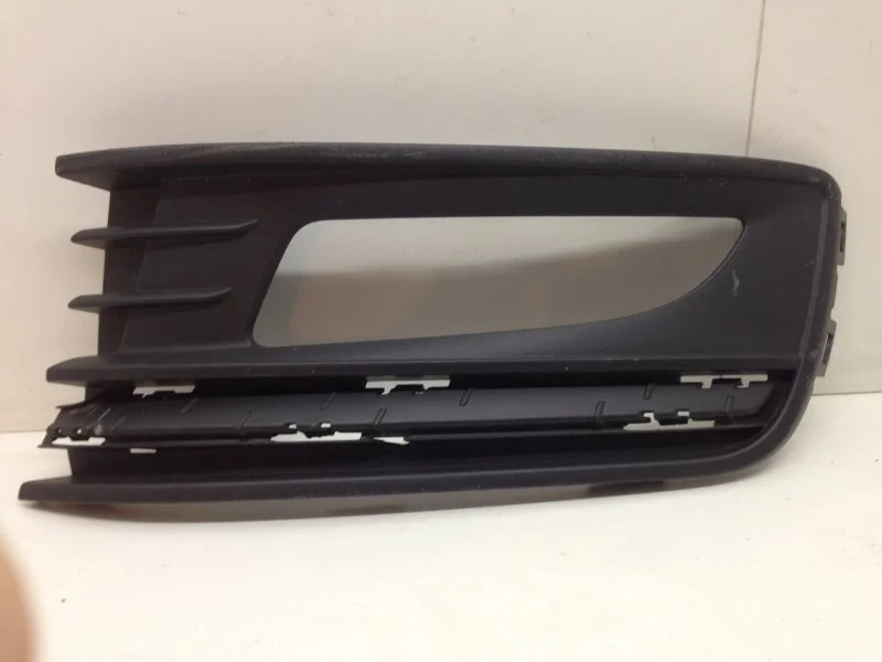 Накладка ПТФ Volkswagen Polo 2014-2020 6RU853665F 5, передняя левая
