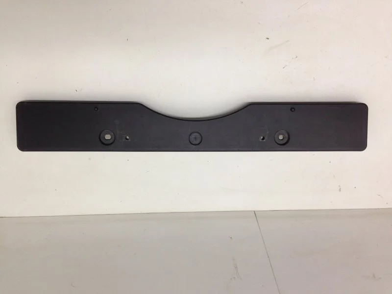 Накладка под номерной знак Toyota Camry 2014-2018 5211433370 XV50, передняя