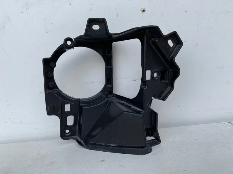 Крепление фары Lexus RX 2015-2019 5212548091 4, переднее правое
