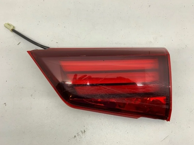 Фонарь внешний Mitsubishi Outlander 2015-2020 8331A180 3, задний правый