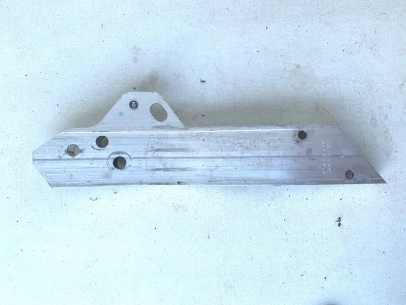 Кронштейн панели радиатора Mercedes-Benz E-klasse 2016-2020 A2136206300 W213, передний левый