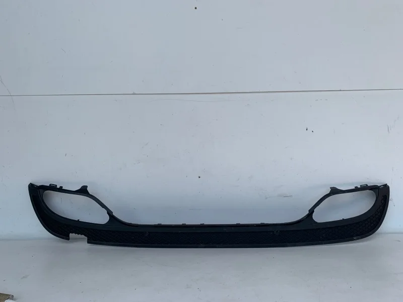 Юбка бампера Mercedes-Benz C-klasse 2014-2018 A2058856238 W205, задняя