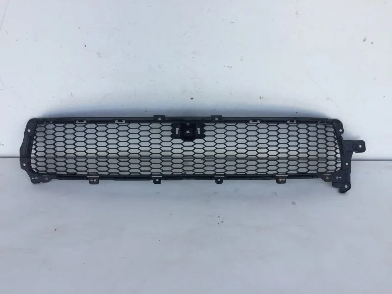 Решётка радиатора Mitsubishi Outlander 2009-2013 6402A199 2, передняя