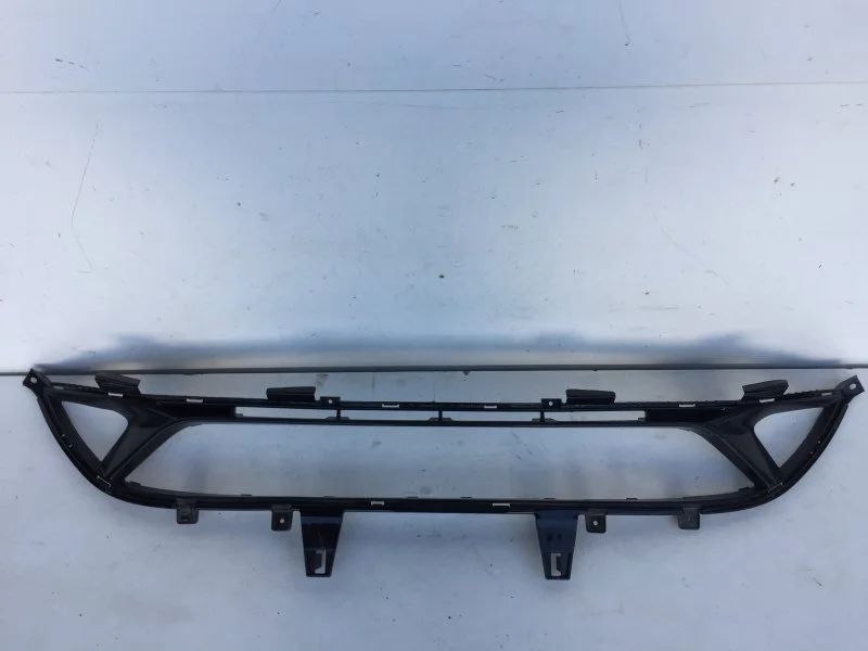Решётка бампера Kia Optima 2018-2020 86562D4500 4, передняя Артикул: 8756