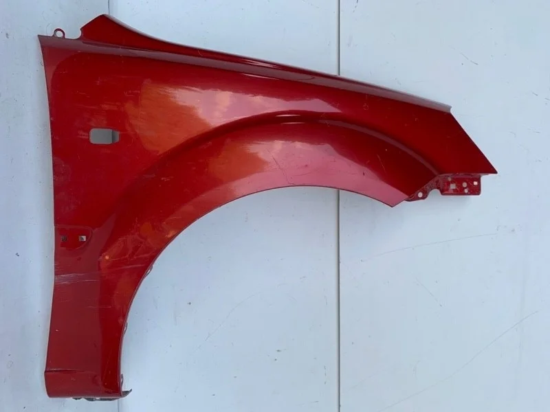 Крыло 663211G350, переднее правое