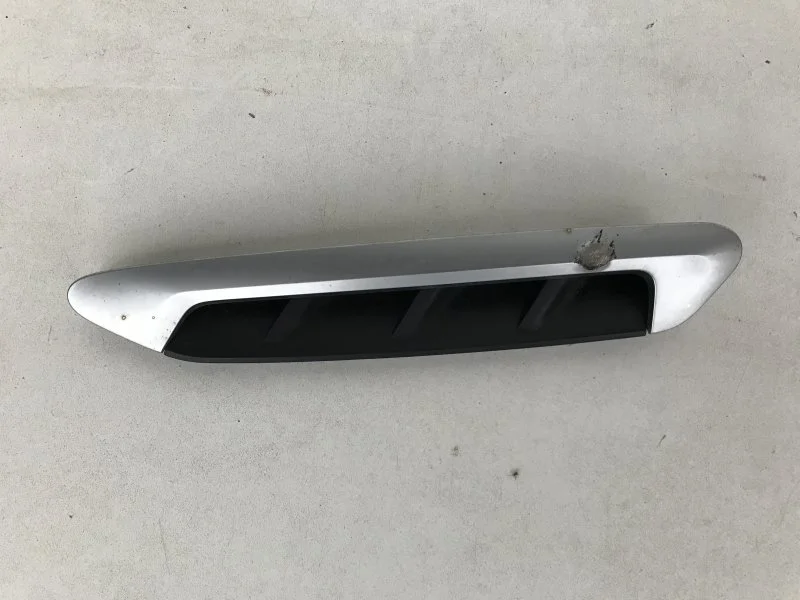 Накладка крыла BMW X3 2017-2020 7418507 G01, передняя левая